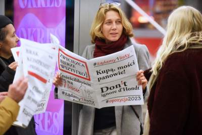 Brak kompromisu - premia dla PiS-u, flash mob na Dworcu Głównym - zdjęcie 29
