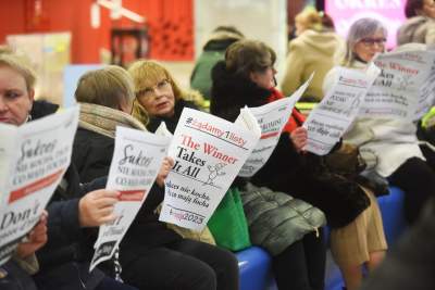 Brak kompromisu - premia dla PiS-u, flash mob na Dworcu Głównym - zdjęcie 10