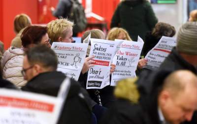 Brak kompromisu - premia dla PiS-u, flash mob na Dworcu Głównym - zdjęcie 26