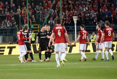 Od tego sprawdzania wszystko w derbach się zaczęło... - zdjęcie 6