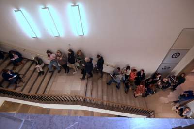 Ostatnie dni wystawy prac Tamary Łempickiej, tłumy w Muzeum - zdjęcie 30