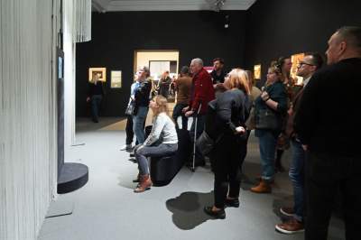 Ostatnie dni wystawy prac Tamary Łempickiej, tłumy w Muzeum - zdjęcie 18