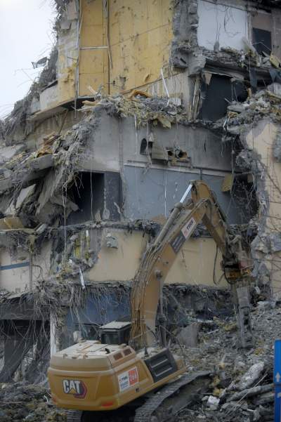 Tyle zostało po Plazie. Ostatni etap rozbiórki - zdjęcie 38