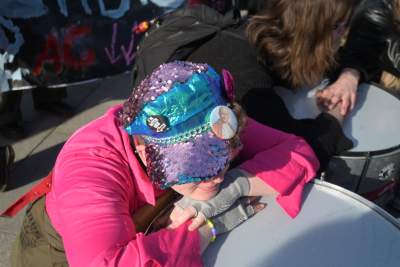 18. Manifa: Policja "aresztowała" transparent "Fuck Poland" - zdjęcie 18