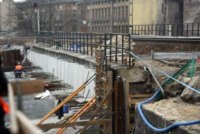 Niemal ekspresowa budowa estakad. Wkrótce pojadą tędy pociągi - zdjęcie 20