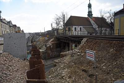 Niemal ekspresowa budowa estakad. Wkrótce pojadą tędy pociągi - zdjęcie 22