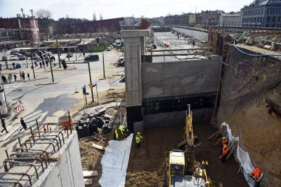 Niemal ekspresowa budowa estakad. Wkrótce pojadą tędy pociągi - zdjęcie 14