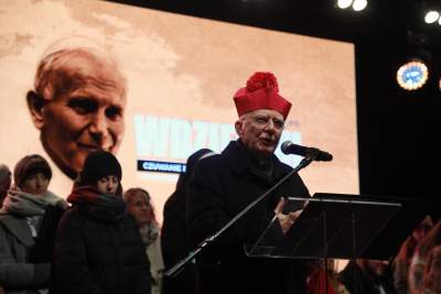 Mapping na Franciszkańskiej i czuwanie pod oknem papieskim - zdjęcie 9