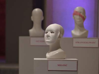 Smutna codzienność u pijarów. Grób Pański 2023 - zdjęcie 13