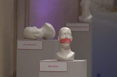 Smutna codzienność u pijarów. Grób Pański 2023 - zdjęcie 2