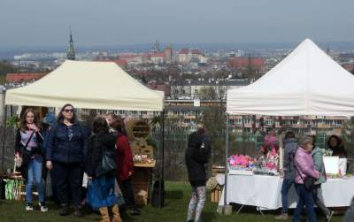 Super zabawa na kopcu Kraka. Rękawka to jeden z ulubionych festynów krakowian - zdjęcie 6