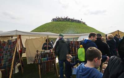 Super zabawa na kopcu Kraka. Rękawka to jeden z ulubionych festynów krakowian - zdjęcie 29