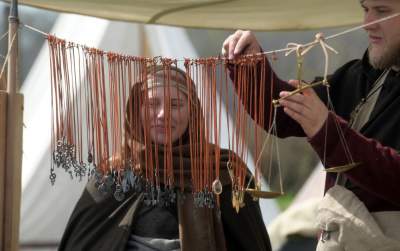 Super zabawa na kopcu Kraka. Rękawka to jeden z ulubionych festynów krakowian - zdjęcie 10