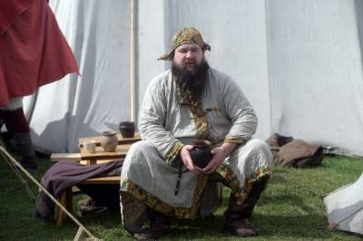 Super zabawa na kopcu Kraka. Rękawka to jeden z ulubionych festynów krakowian - zdjęcie 11