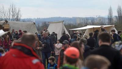 Super zabawa na kopcu Kraka. Rękawka to jeden z ulubionych festynów krakowian - zdjęcie 17