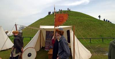 Super zabawa na kopcu Kraka. Rękawka to jeden z ulubionych festynów krakowian - zdjęcie 13