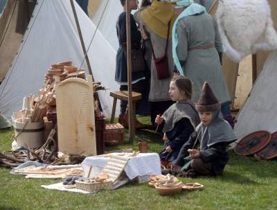 Super zabawa na kopcu Kraka. Rękawka to jeden z ulubionych festynów krakowian - zdjęcie 9