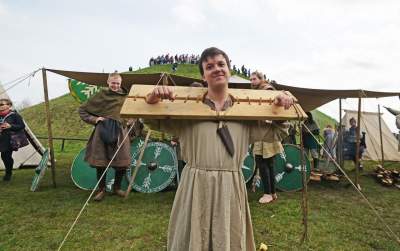 Super zabawa na kopcu Kraka. Rękawka to jeden z ulubionych festynów krakowian - zdjęcie 33