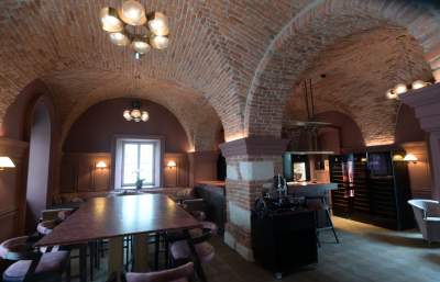 Był tu kościół, urząd celny, wytwórnia pierogów, a dziś... luksusowy hotel - zdjęcie 9