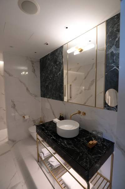 Był tu kościół, urząd celny, wytwórnia pierogów, a dziś... luksusowy hotel - zdjęcie 24