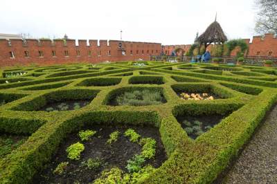 Wiosna w ogrodach wawelskich, znów będzie można zwiedzać - zdjęcie 15
