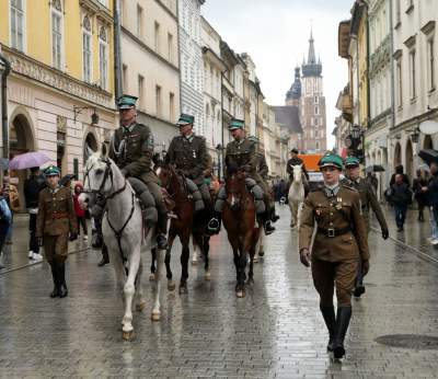 Obchody Święta 3 Maja w Krakowie, fot. Marek Lasyk - zdjęcie 5