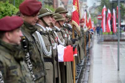 Obchody Święta 3 Maja w Krakowie, fot. Marek Lasyk - zdjęcie 15