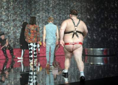 Spektakl skazany na sukces? „Królowa", historia człowieka, który stał się legendą - zdjęcie 9