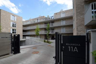 Budynek przy Kujawskiej: przykład udanej zabudowy uzupełniającej - zdjęcie 1