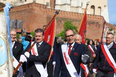 Tłumy wiernych w procesji na Skałkę, zabrzmiał dzwon Zygmunt - zdjęcie 14