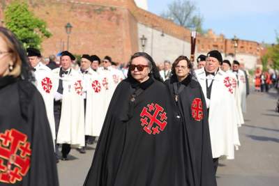 Tłumy wiernych w procesji na Skałkę, zabrzmiał dzwon Zygmunt - zdjęcie 7