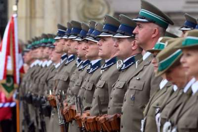 Święto Straży Granicznej na Wawelu z protestem w tle... - zdjęcie 17