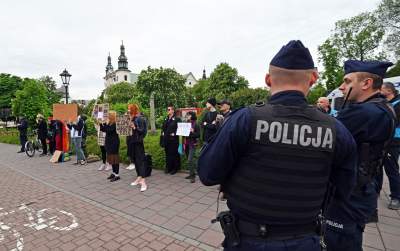 Święto Straży Granicznej na Wawelu z protestem w tle... - zdjęcie 47