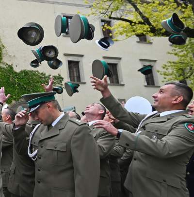 Święto Straży Granicznej na Wawelu z protestem w tle... - zdjęcie 35