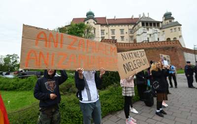 Święto Straży Granicznej na Wawelu z protestem w tle... - zdjęcie 40