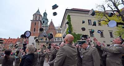 Święto Straży Granicznej na Wawelu z protestem w tle... - zdjęcie 36