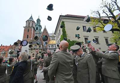 Święto Straży Granicznej na Wawelu z protestem w tle... - zdjęcie 37