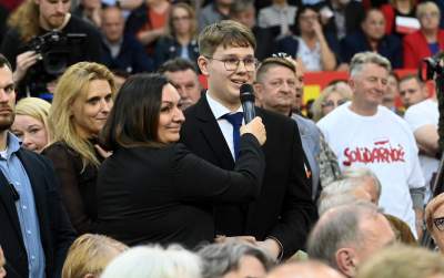 Tusk z Trzaskowskim zachwyceni spotkaniem w Krakowie. "Oniemieliśmy" - zdjęcie 35