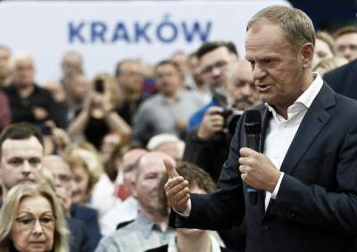 Tusk z Trzaskowskim zachwyceni spotkaniem w Krakowie. "Oniemieliśmy" - zdjęcie 22