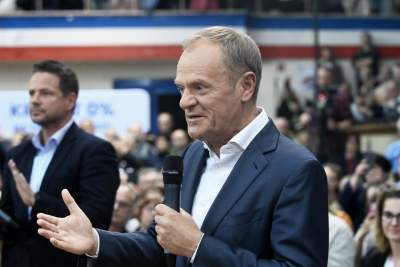 Tusk z Trzaskowskim zachwyceni spotkaniem w Krakowie. "Oniemieliśmy" - zdjęcie 32
