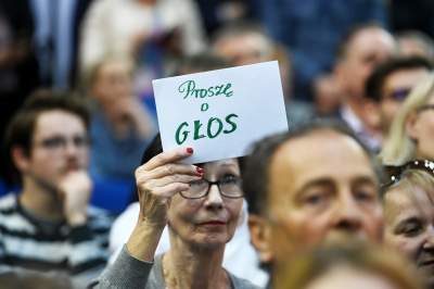 Tusk z Trzaskowskim zachwyceni spotkaniem w Krakowie. "Oniemieliśmy" - zdjęcie 57