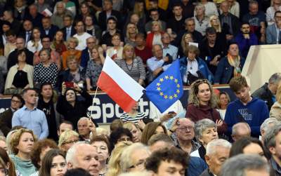 Tusk z Trzaskowskim zachwyceni spotkaniem w Krakowie. "Oniemieliśmy" - zdjęcie 40