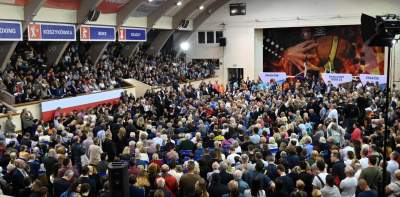 Tusk z Trzaskowskim zachwyceni spotkaniem w Krakowie. "Oniemieliśmy" - zdjęcie 43