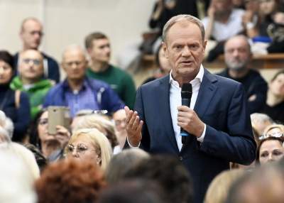 Tusk z Trzaskowskim zachwyceni spotkaniem w Krakowie. "Oniemieliśmy" - zdjęcie 10