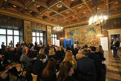 Sasin i Gliński otworzyli na Wawelu wystawę „Tycjan i inni". Nowa, cenna kolekcja - zdjęcie 1