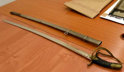 Odzyskane siłą muzealia, część uszkodzonych przez żerujące owady - zdjęcie 1