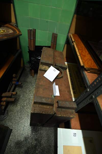 Odzyskane siłą muzealia, część uszkodzonych przez żerujące owady - zdjęcie 23