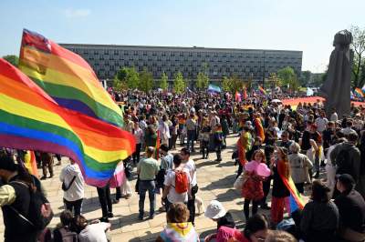 Tęczowy Kraków pokazał moc: Marsz Równości przeszedł przez miasto - zdjęcie 7