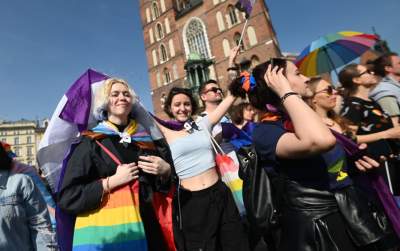 Tęczowy Kraków pokazał moc: Marsz Równości przeszedł przez miasto - zdjęcie 51