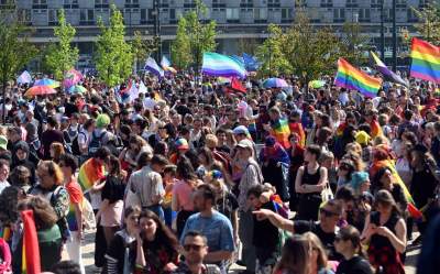 Tęczowy Kraków pokazał moc: Marsz Równości przeszedł przez miasto - zdjęcie 11